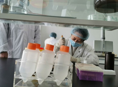 新冠病毒与人共存新常态下的曙光 聚焦浙江重点实验室的疫苗研发突破